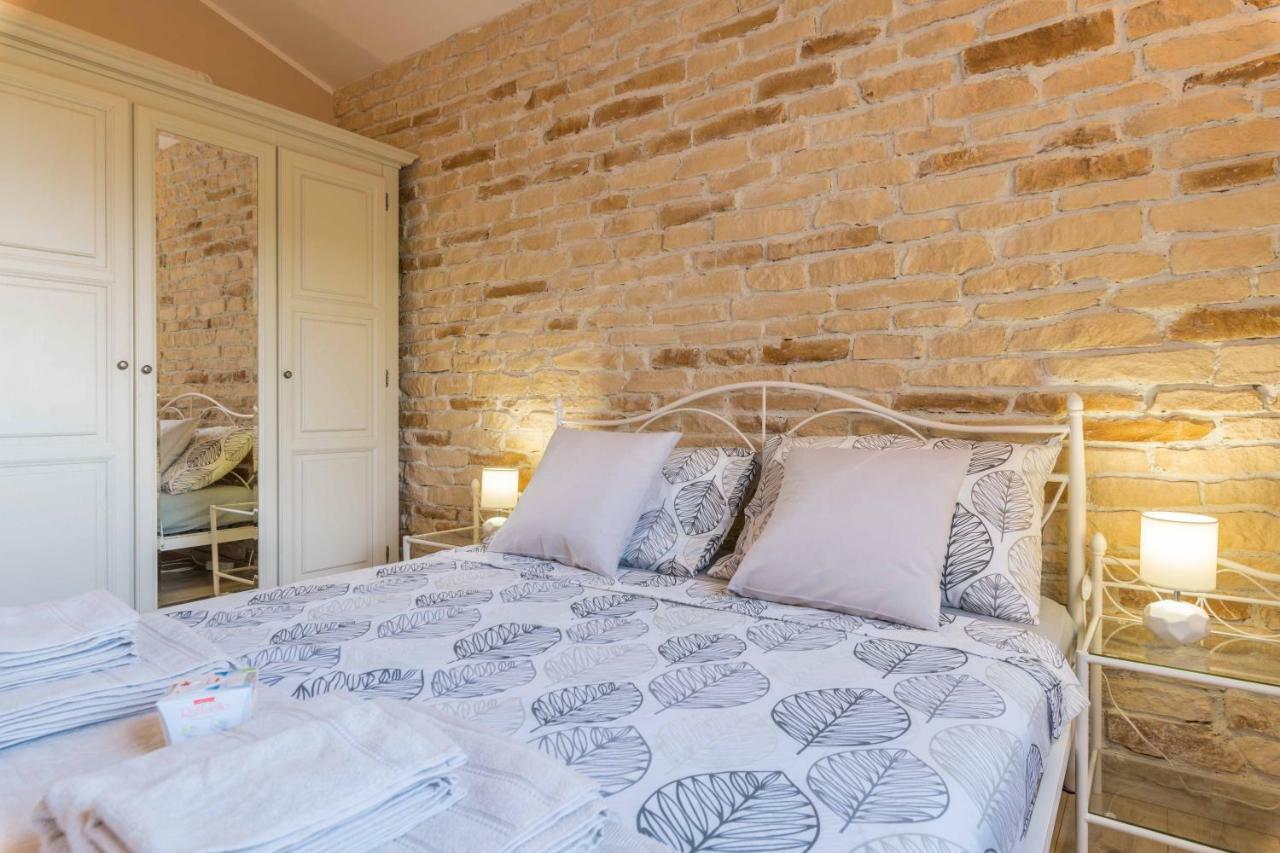 Haus Vita Pula Exterior foto